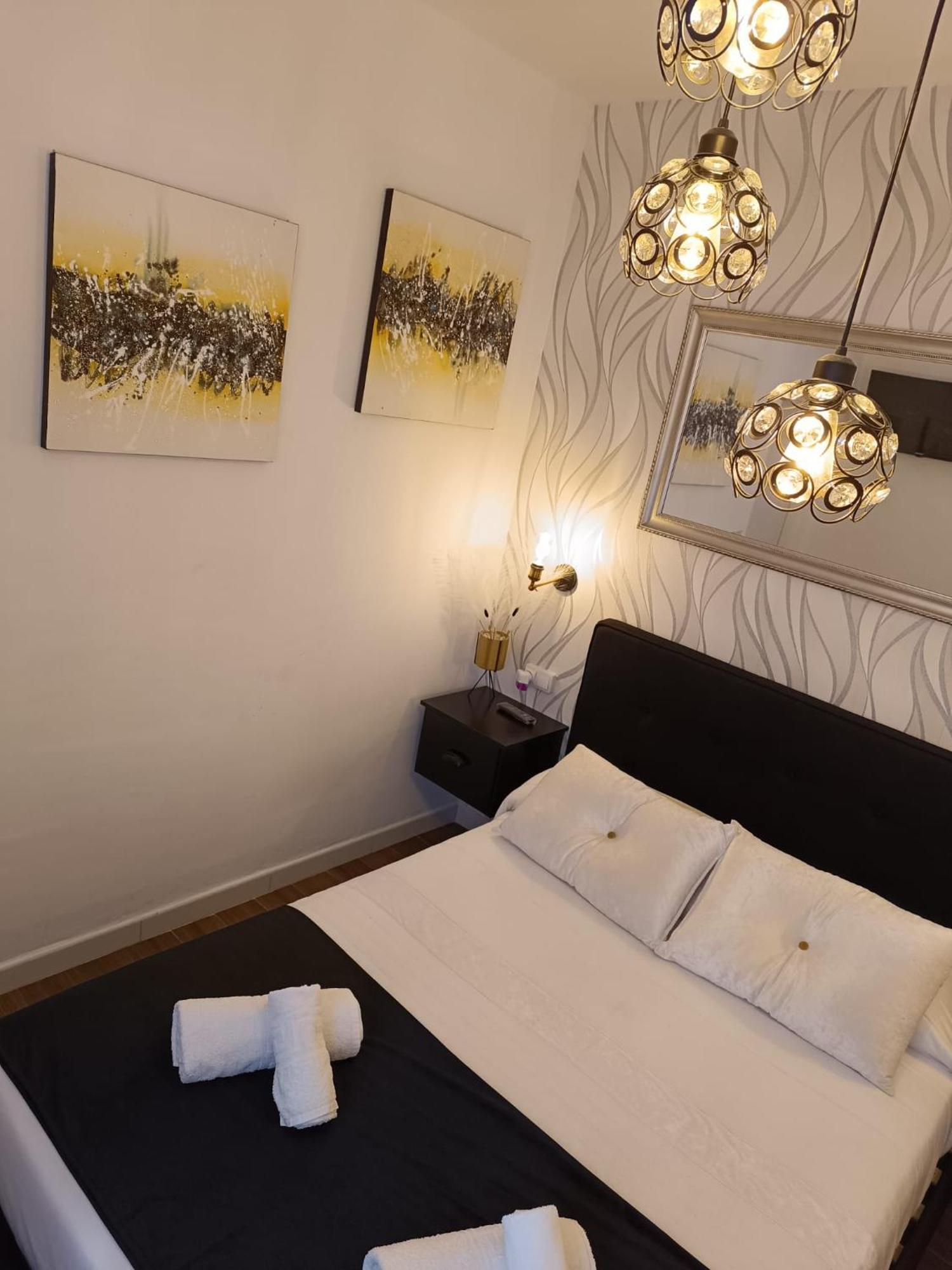 Hostal Casa Blanca Sevilla Exteriör bild