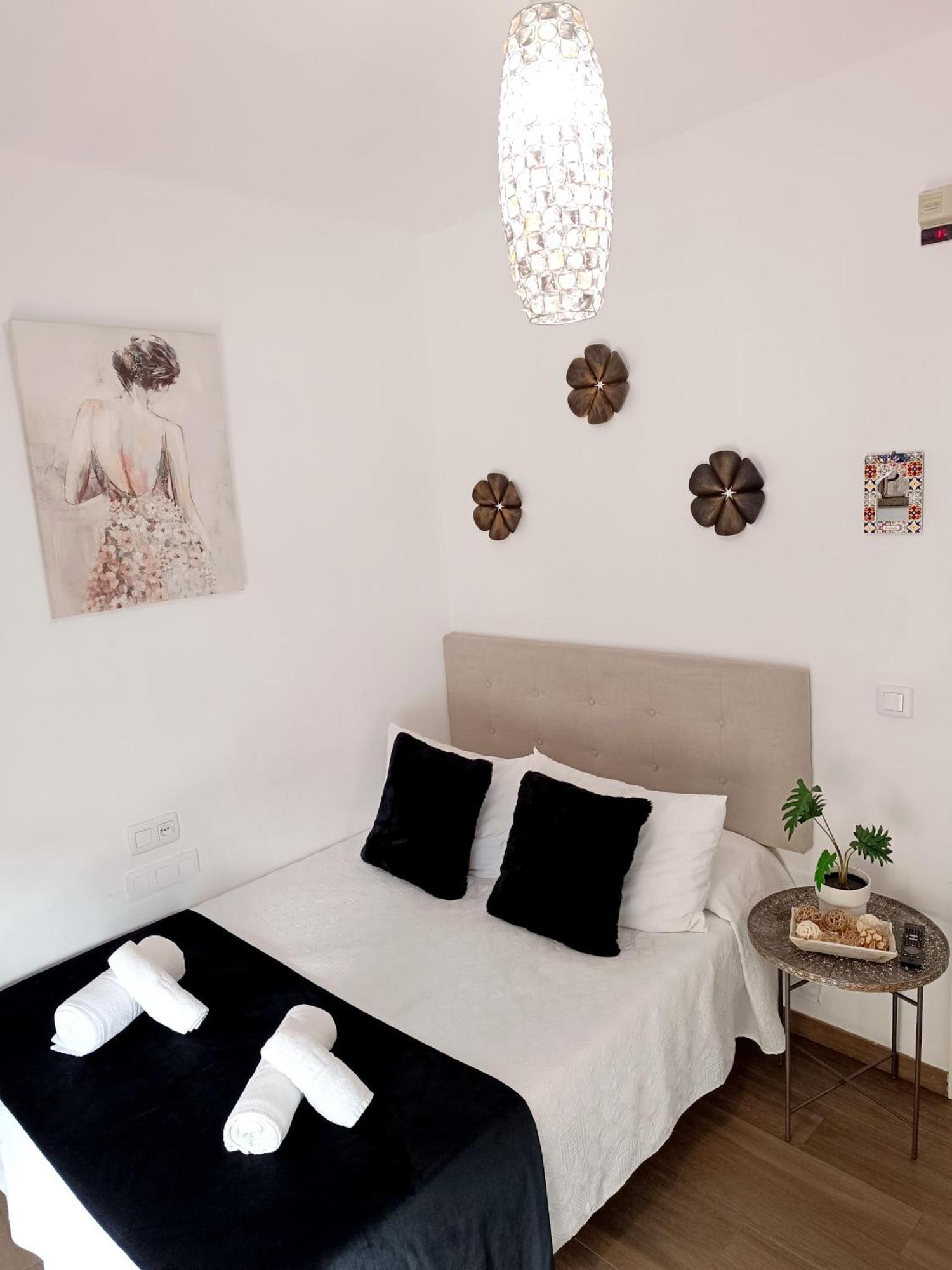 Hostal Casa Blanca Sevilla Exteriör bild